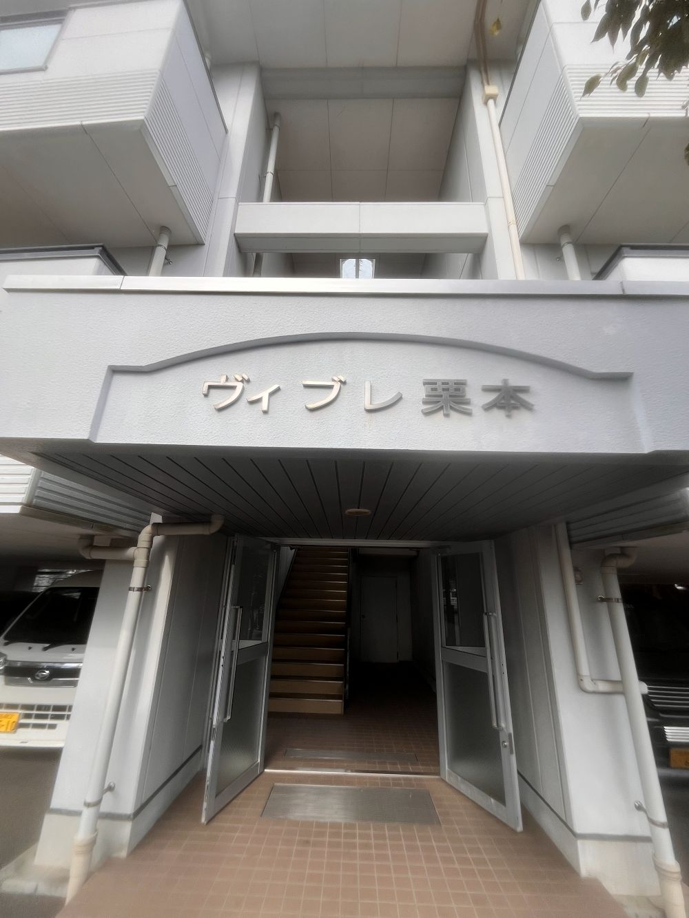 ���B�u���I�{�U